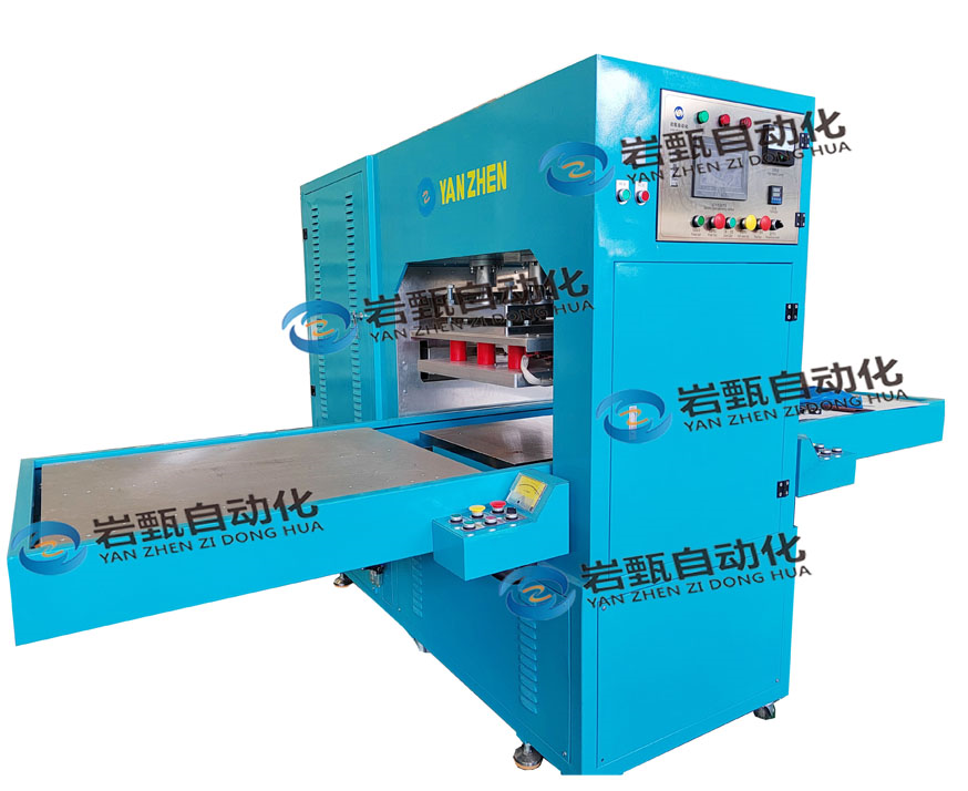 Heat sealing machine